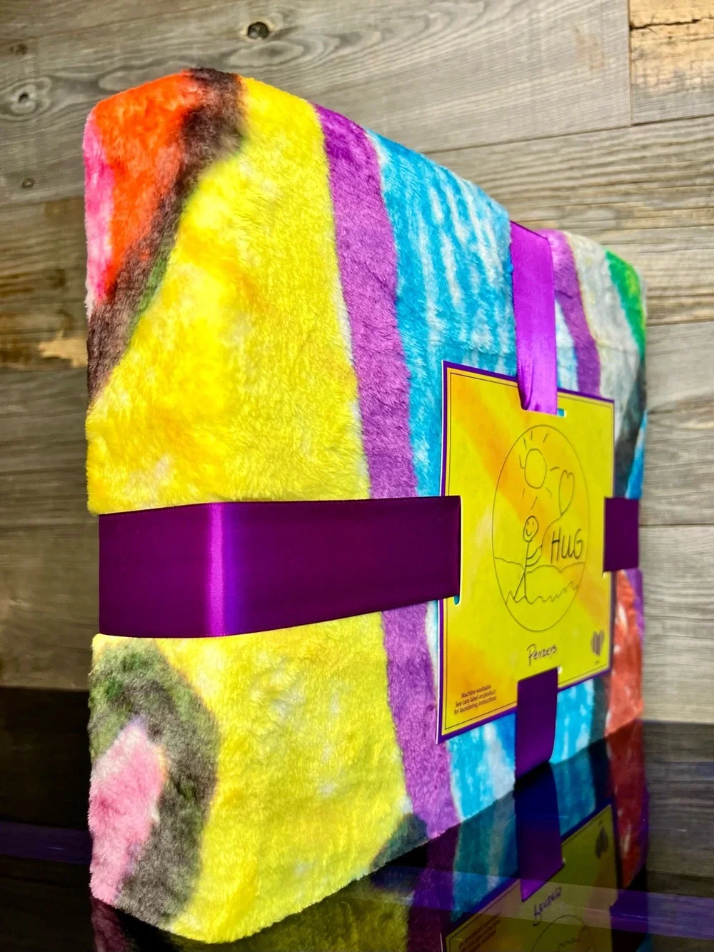 NWT 🆕 Blanket - Silky-soft ‘Hug’ Throw Fleece, Tie-Dye, Colorful, Cozy, Plush